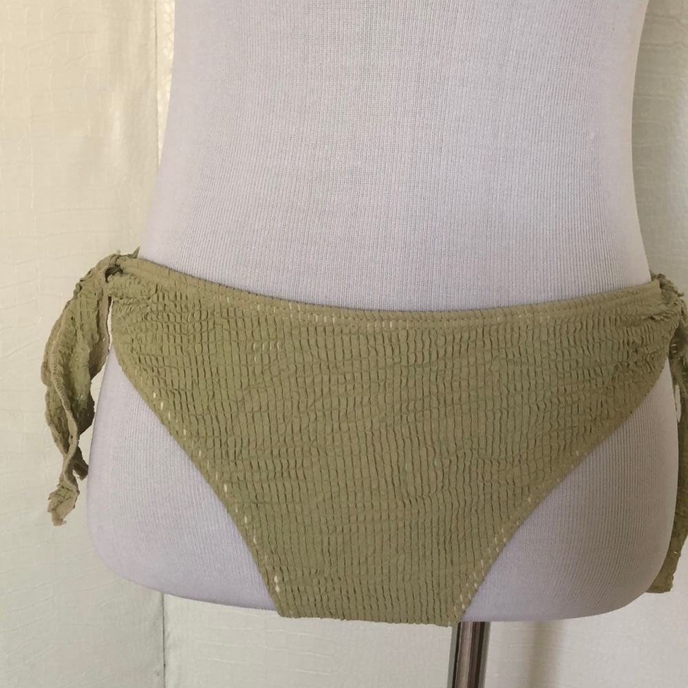 CLASS LIFE BIKINI (2 TOPS SET) - Picture 3 of 8